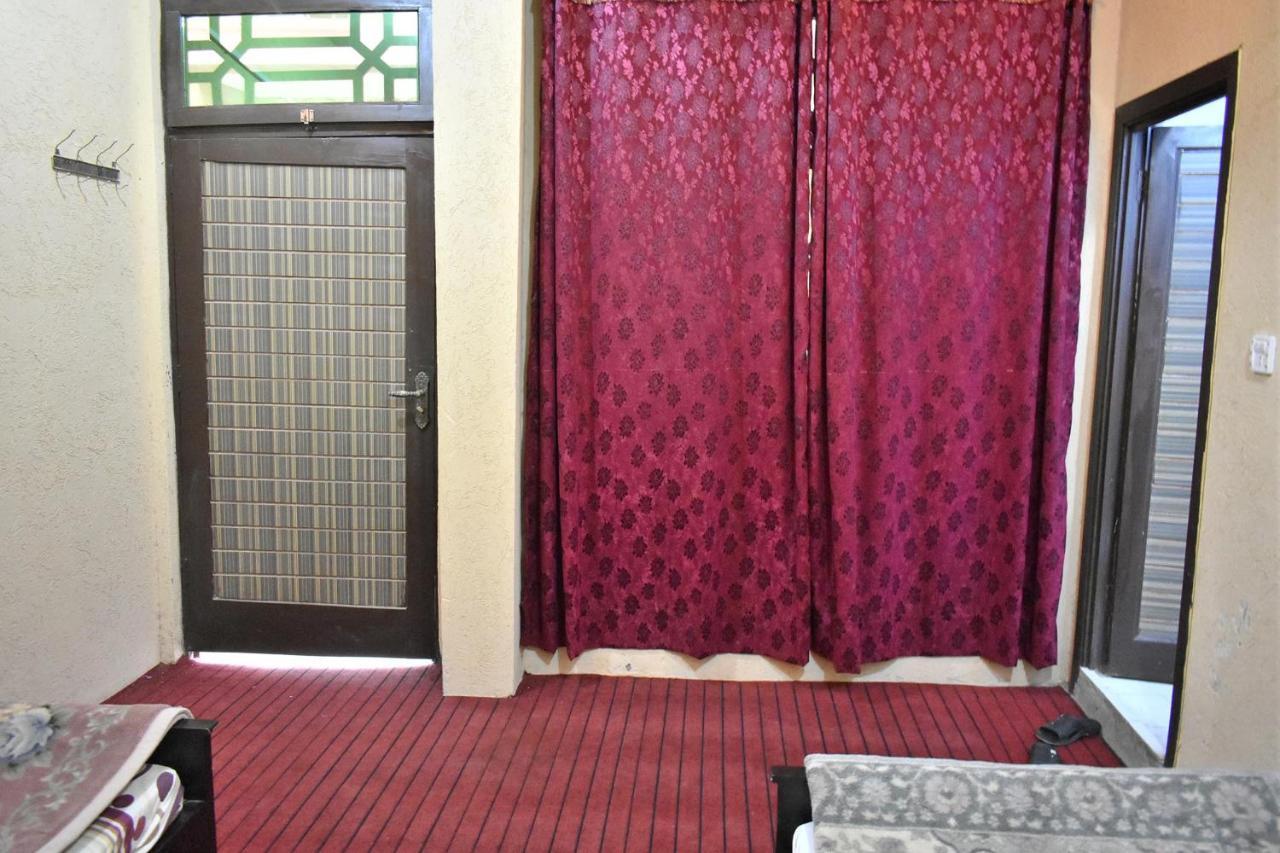 Zara Residence 1 Saidu Sharif エクステリア 写真