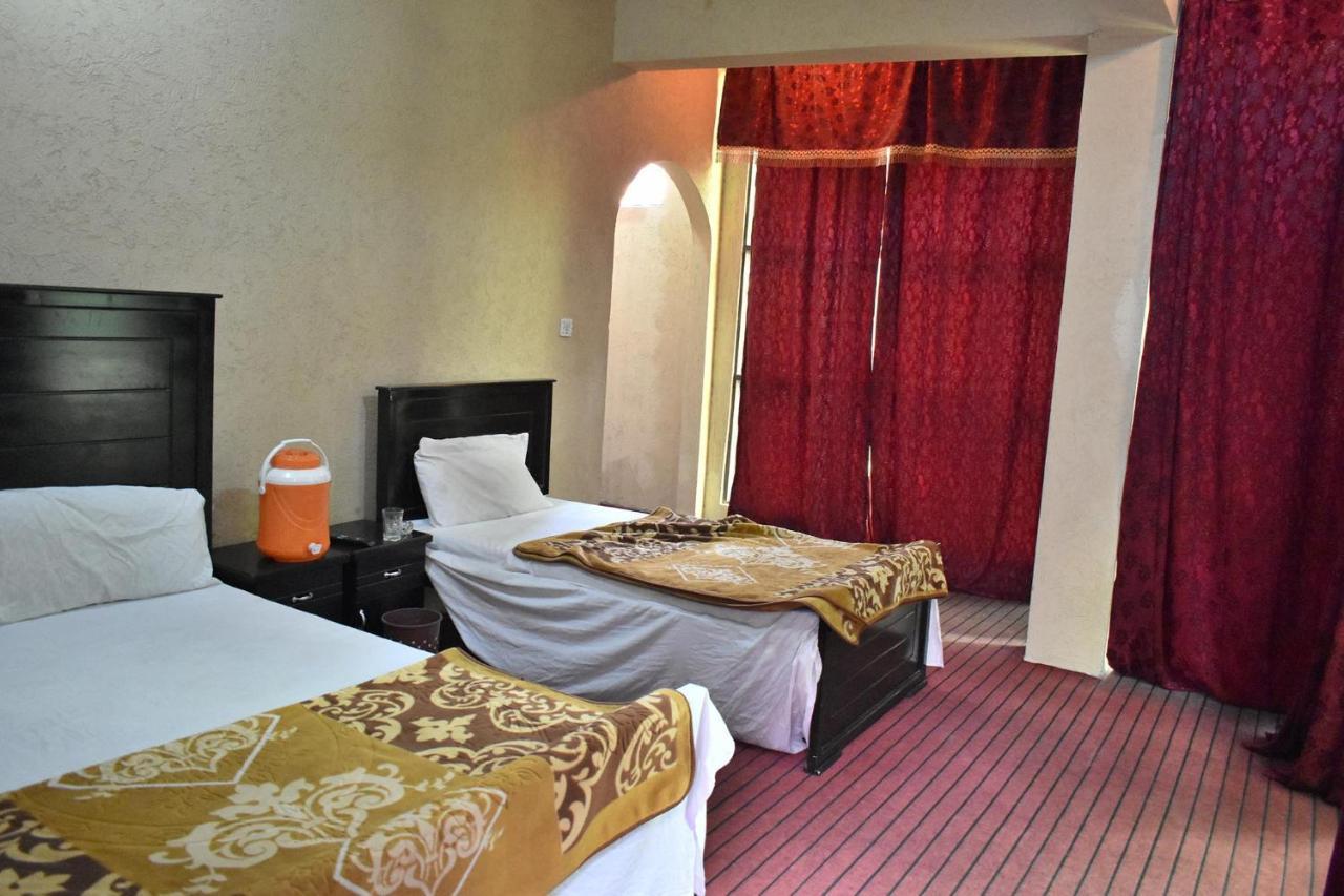 Zara Residence 1 Saidu Sharif エクステリア 写真