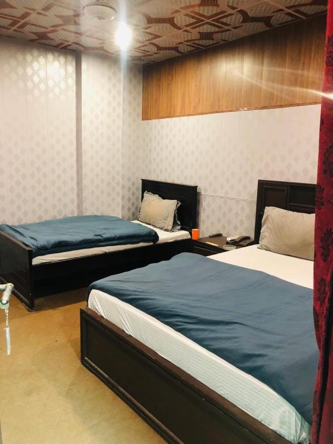 Zara Residence 1 Saidu Sharif エクステリア 写真